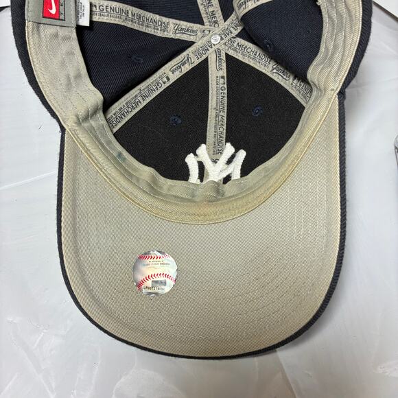 Vintage Yankee Baseball Hat Cap Team Nike Hook Loop Strap Sticker under Brim - Picture 8 of 10